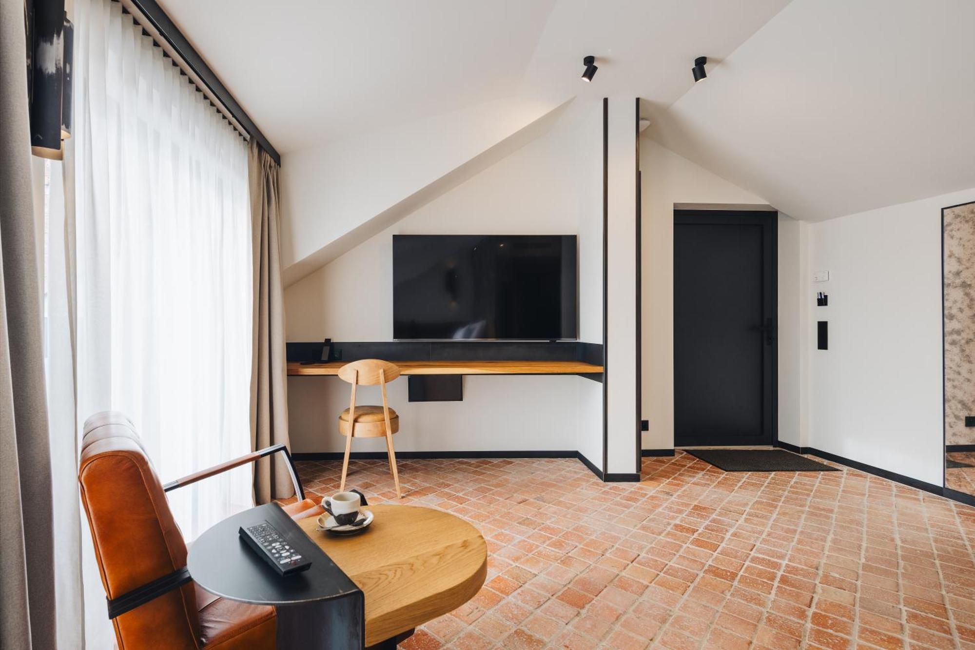 Nomadic Urban Premium Suites Krakow Exterior photo